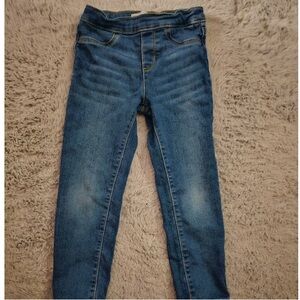 Girls levi jeans